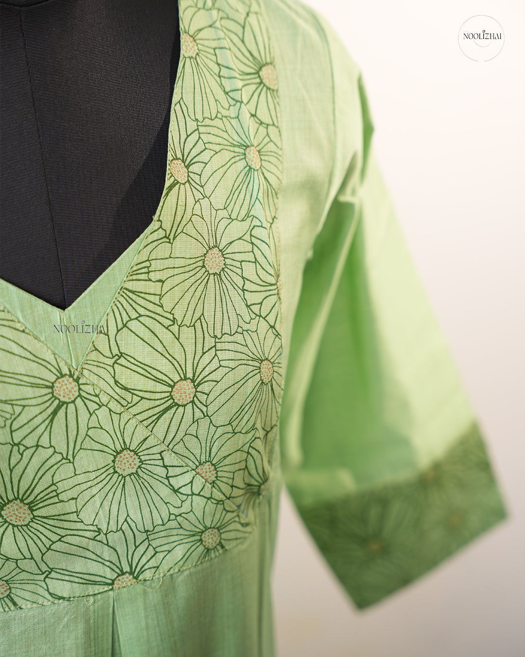 GREEN FLORAL PRINT