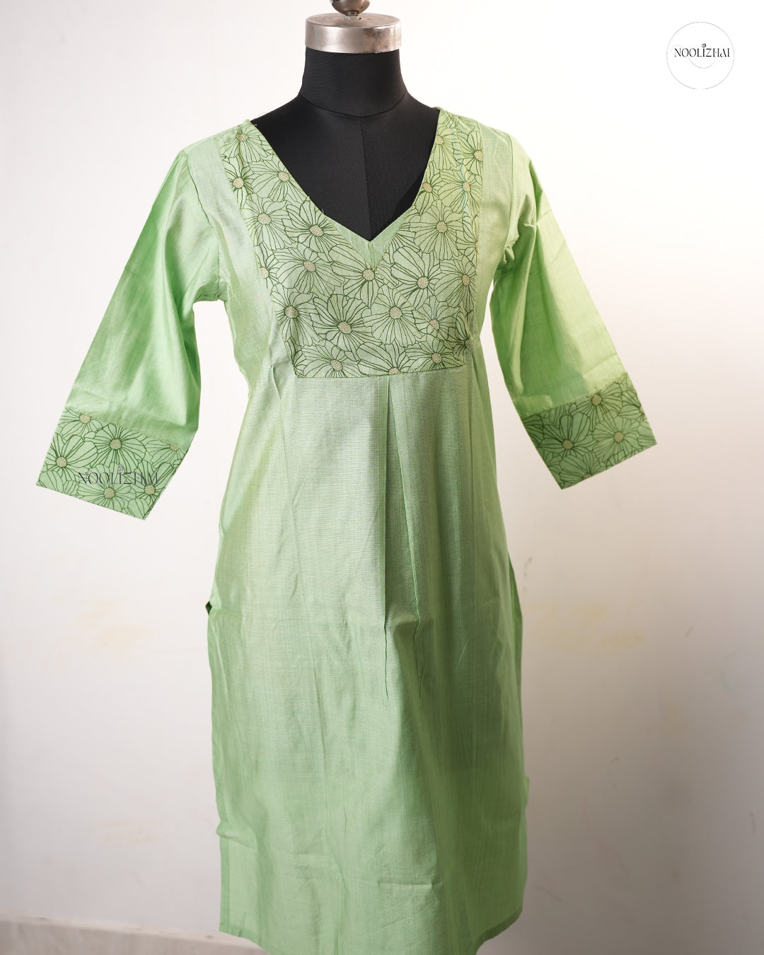 GREEN FLORAL PRINT
