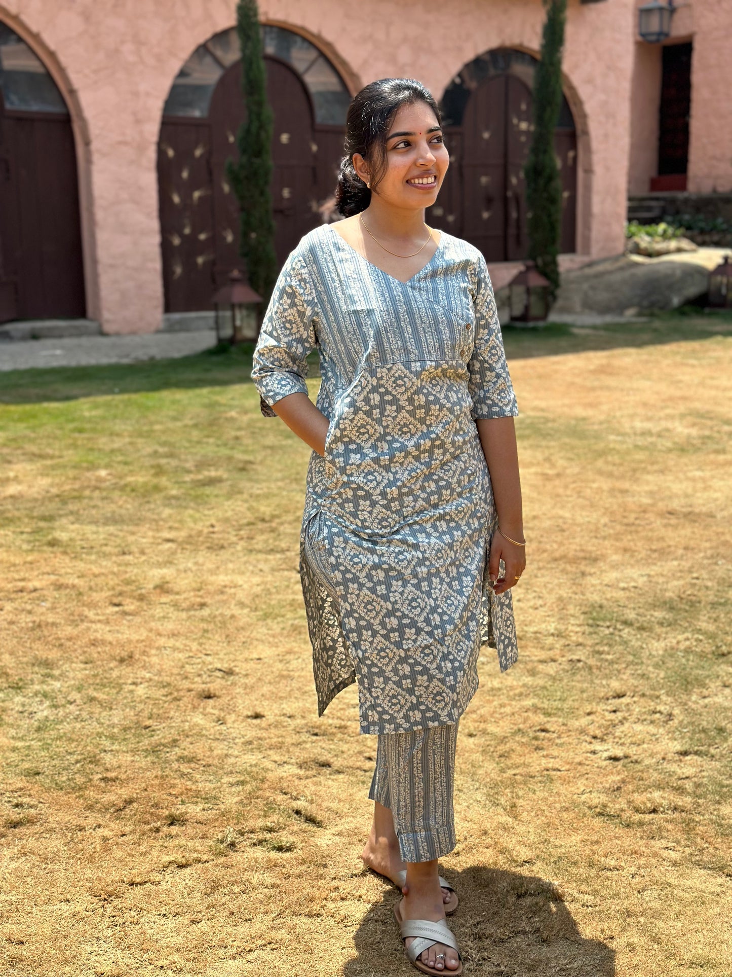 Timeless summer grey