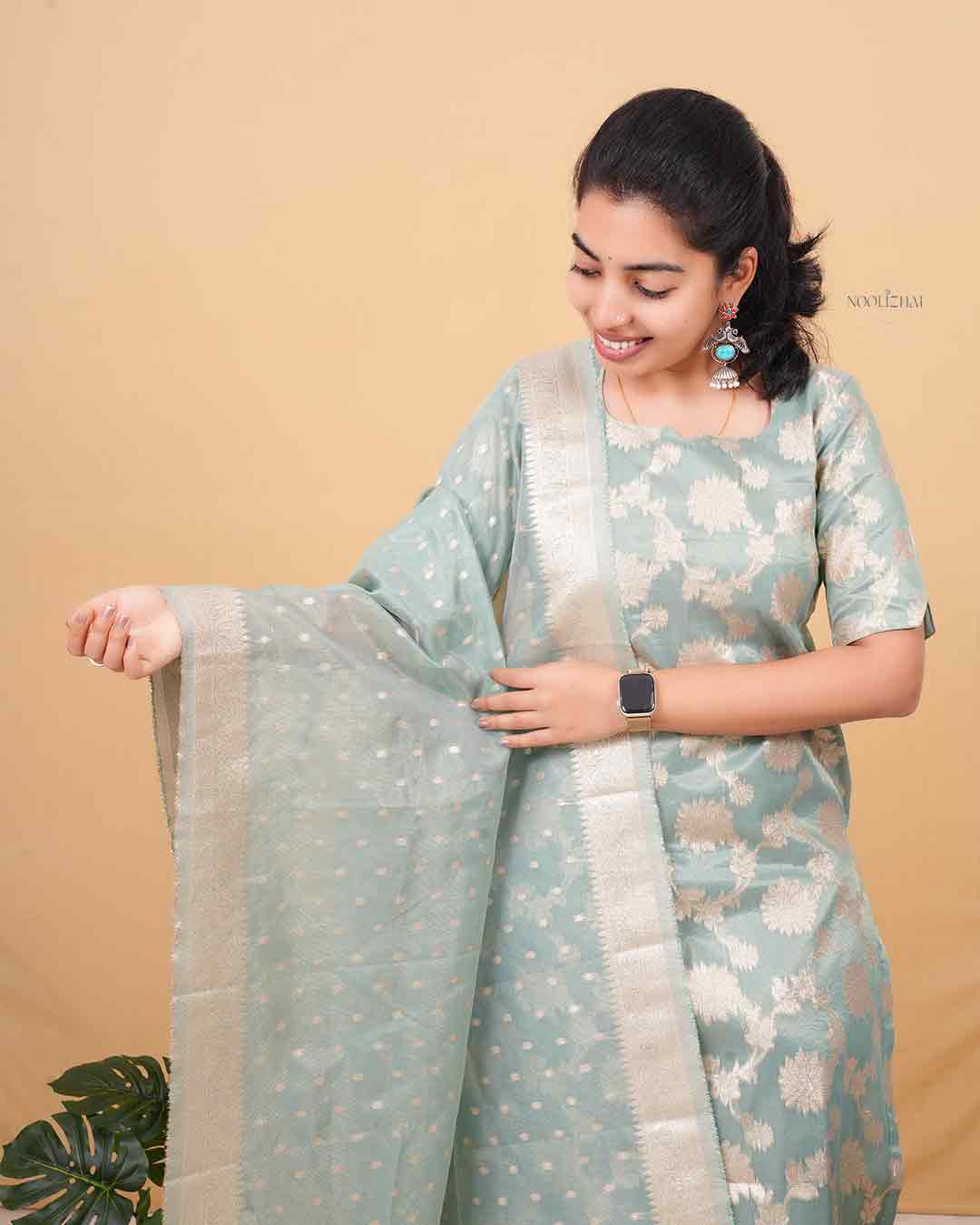Vastra Elite (Blue)