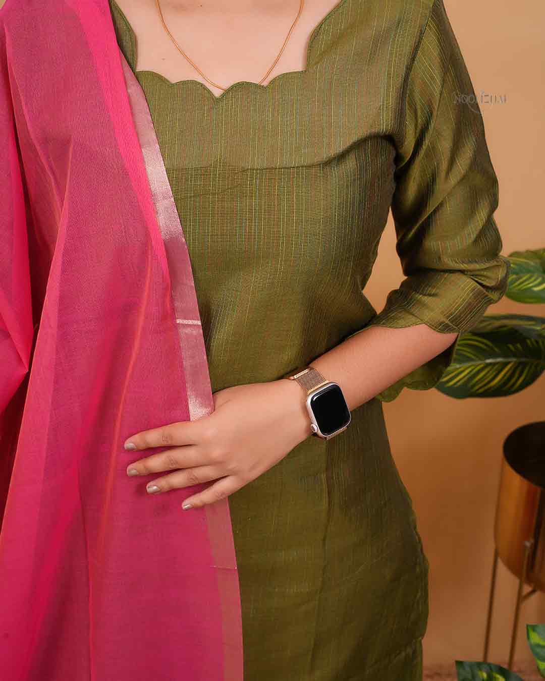 Olive Green Straight Kurti Set with Pink Silk Cotton Dupatta – Elegant Ethnic Wear