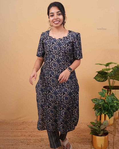 Women’s Printed Cotton Kurta Set with Straight Pants – BLUE Everyday Wear