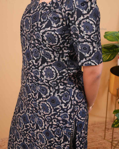 Women’s Printed Cotton Kurta Set with Straight Pants – BLUE Everyday Wear