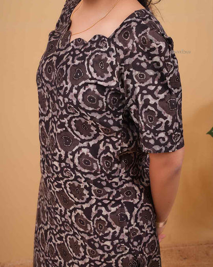 Women’s Printed Cotton Kurta Set with Straight Pants – BROWN Everyday Wear