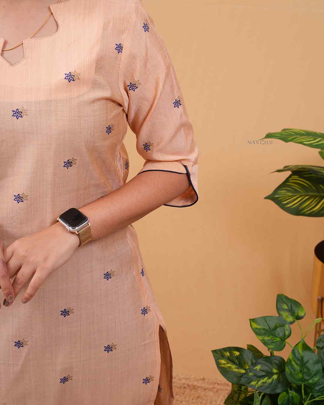 Peach Blossom Kurti – Elegant Everyday Wear