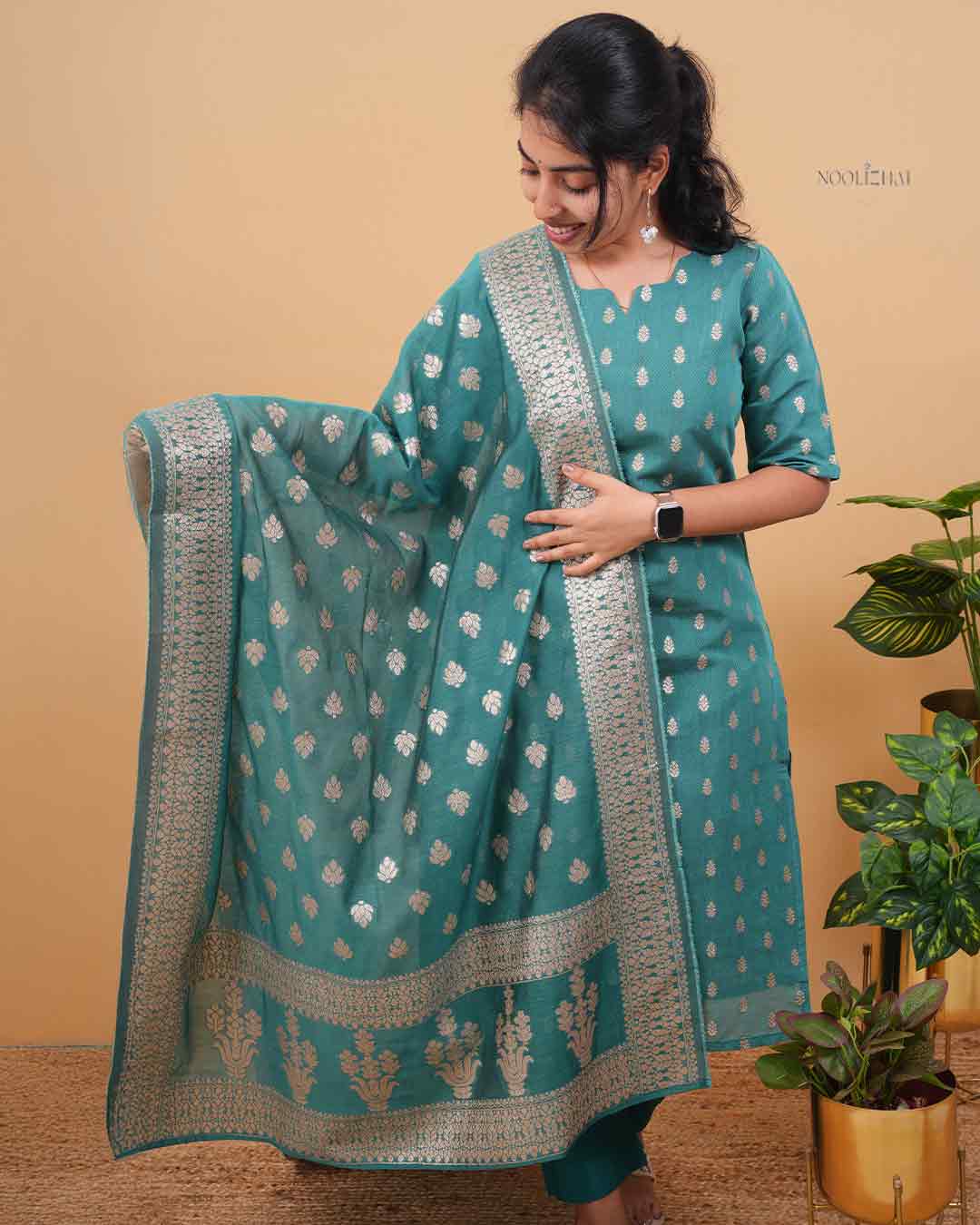 Regal Loom (Teal)