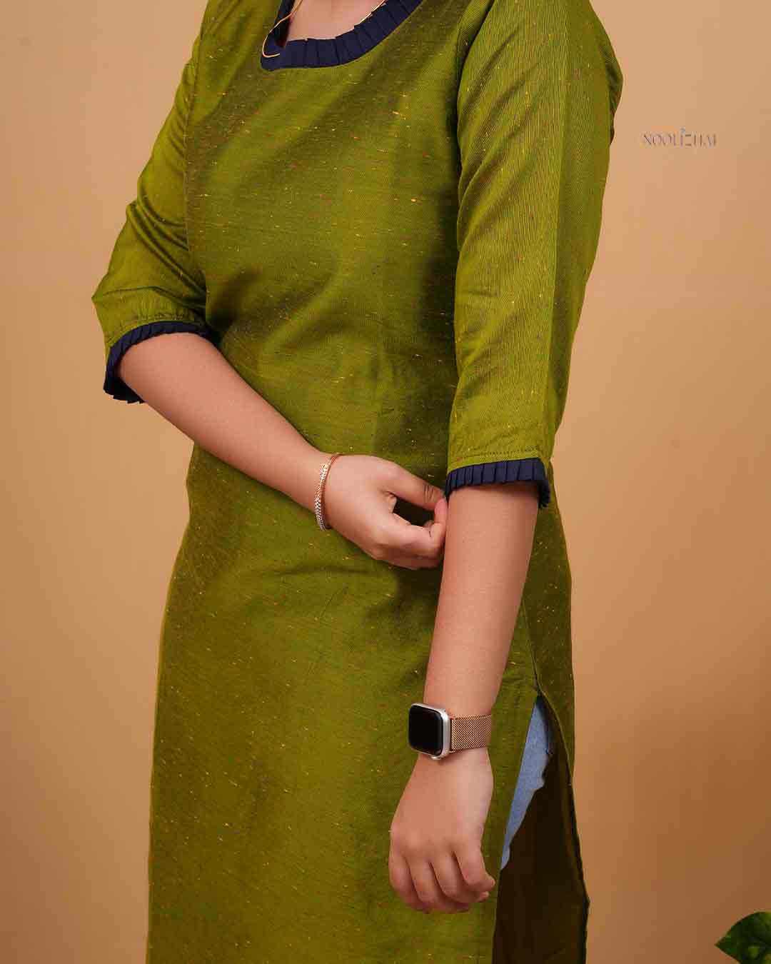Contrast Trim Olive Green Kurti