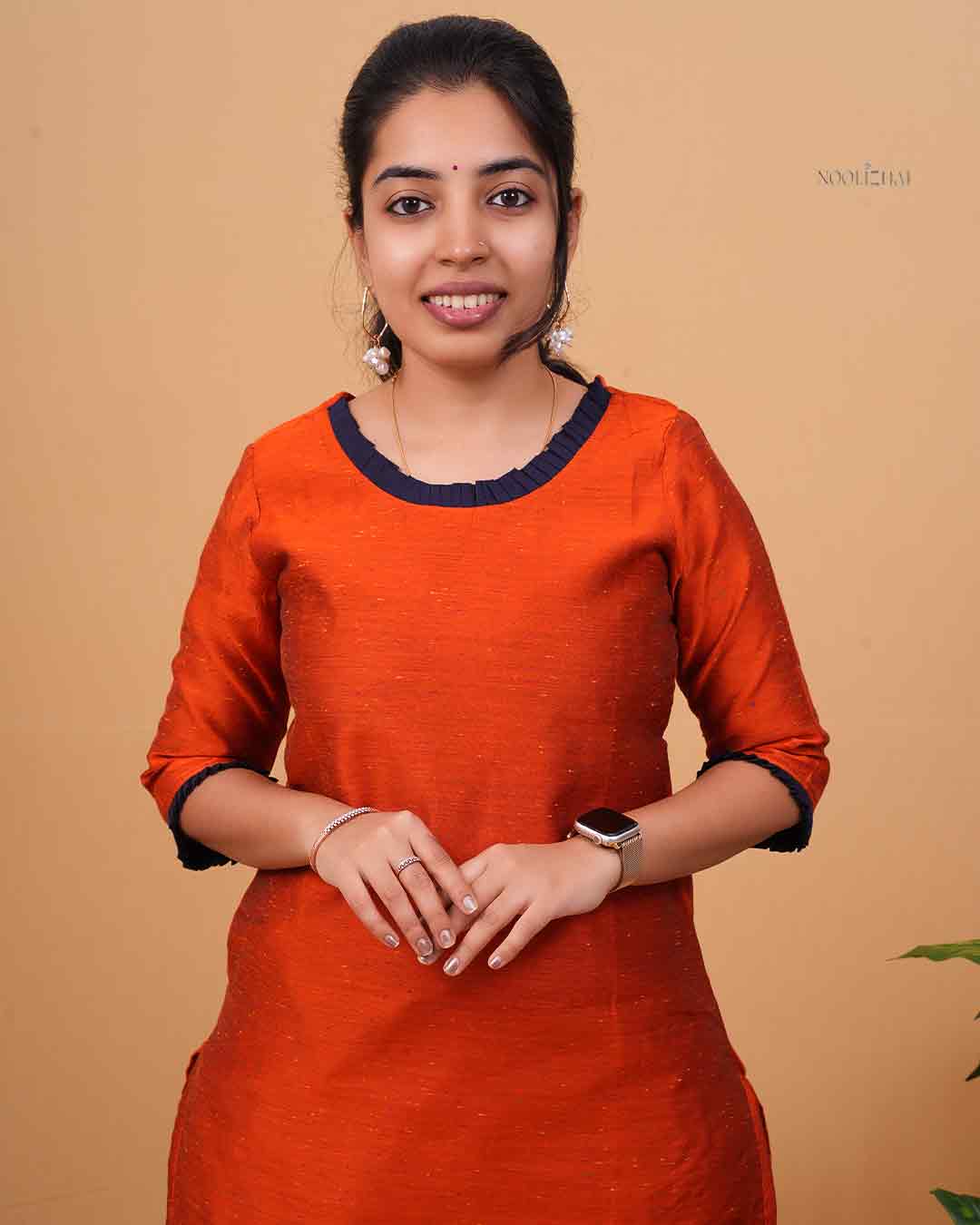 Contrast Trim Rust Orange Kurti