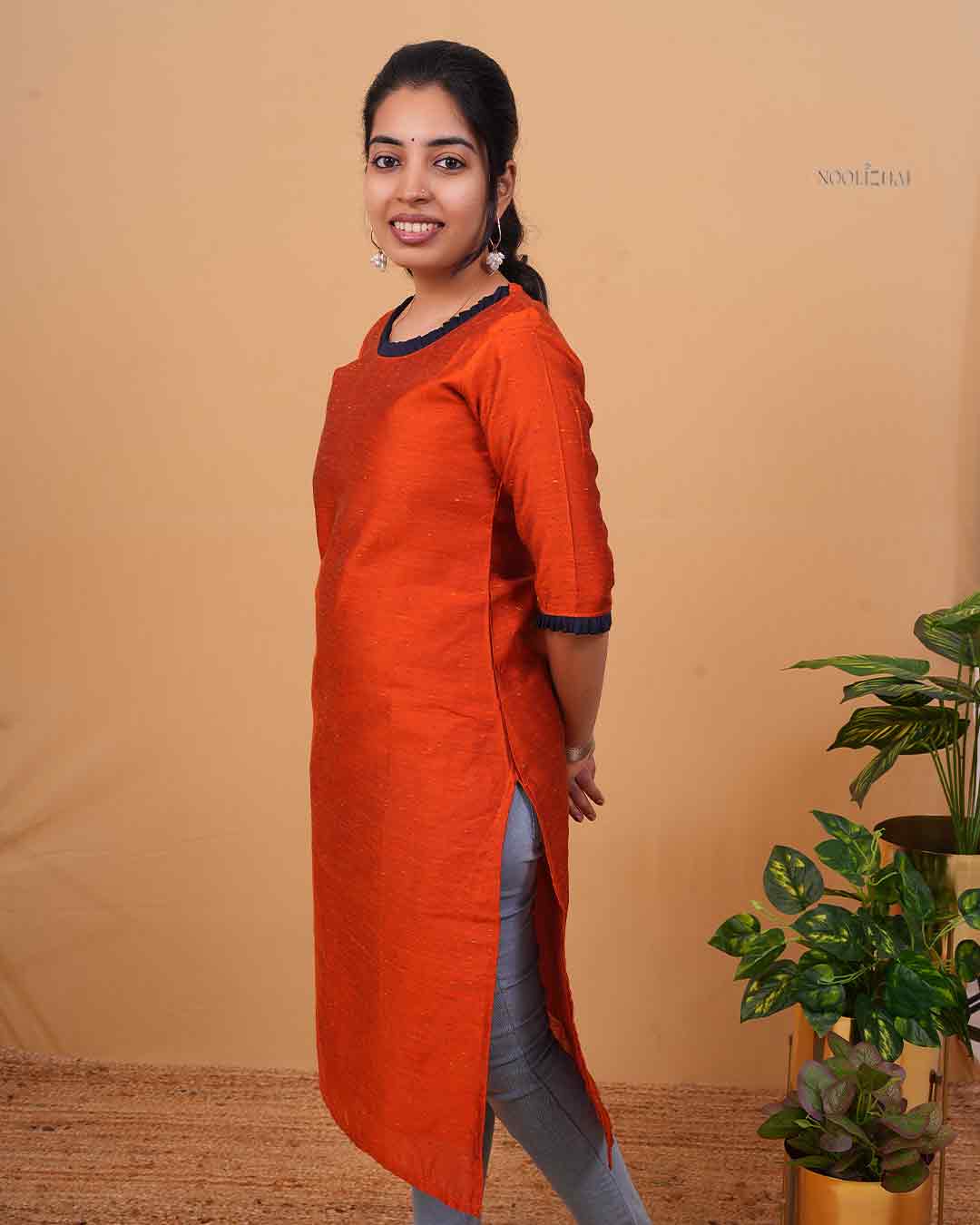 Contrast Trim Rust Orange Kurti