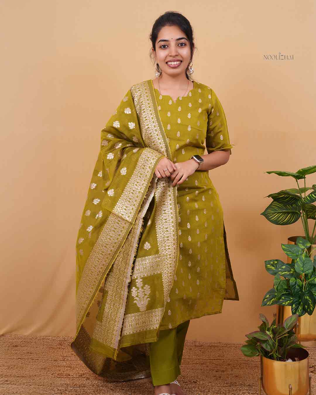 Regal Loom(Olive Green)