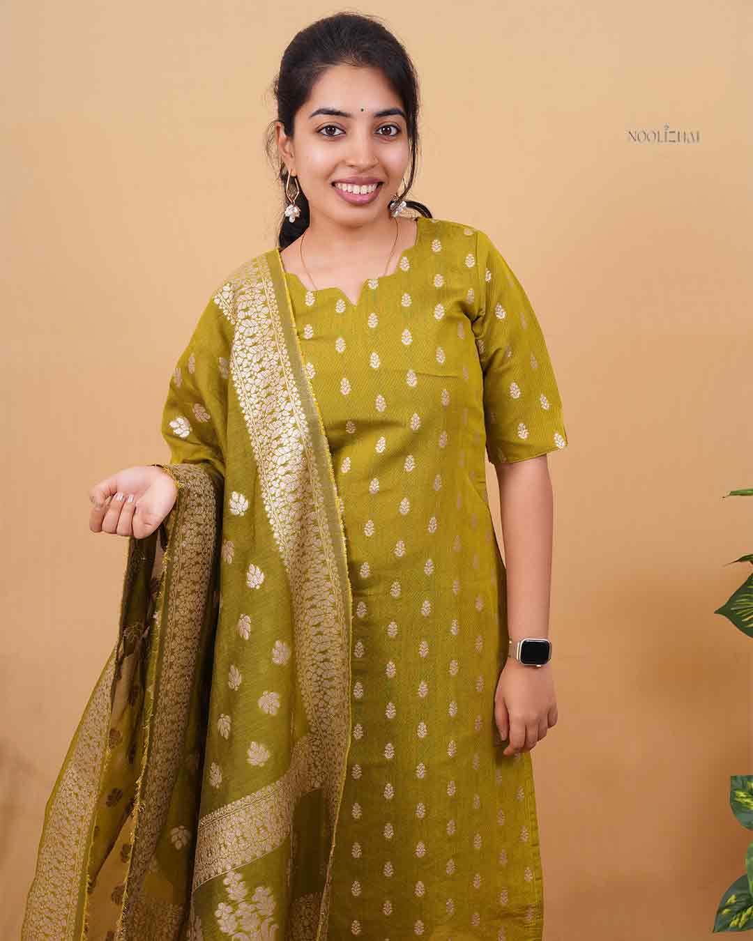 Regal Loom(Olive Green)