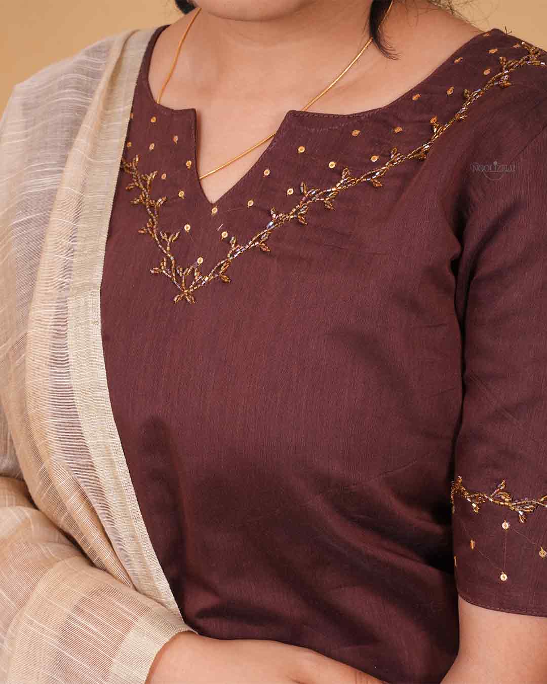 Mann Oviya Kurta Set (Dark brown)