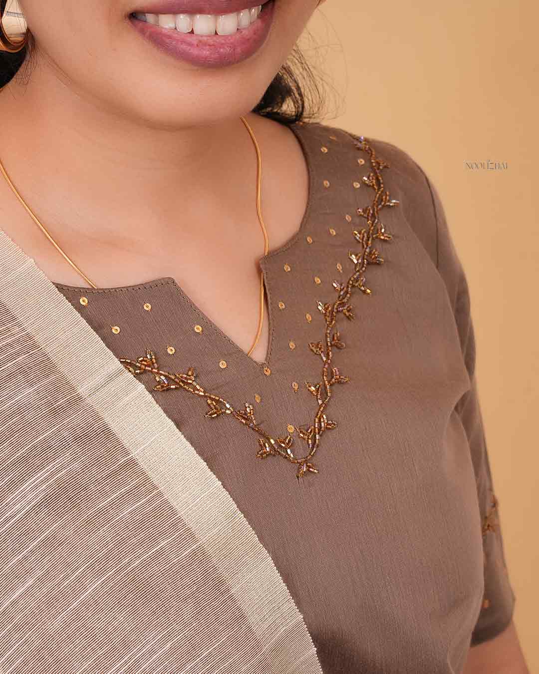 Mann Oviya Kurta Set(light brown)