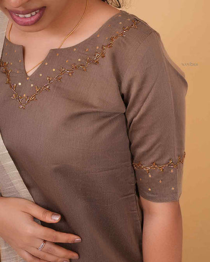 Mann Oviya Kurta Set(light brown)