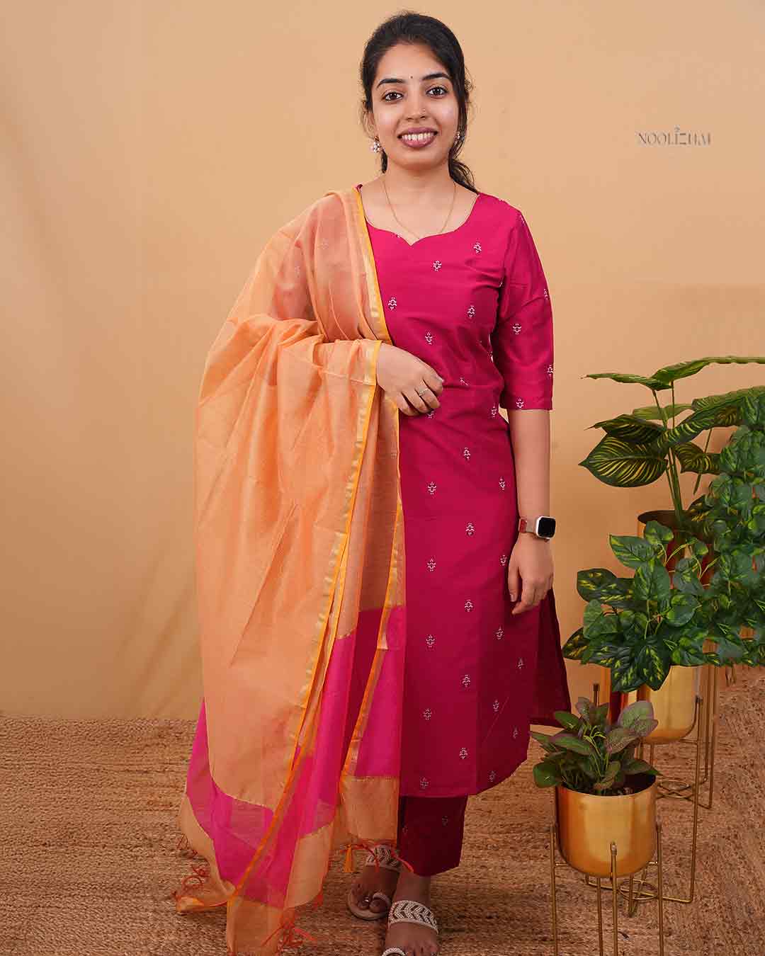 Rose Garnet silk cotton Kurta Set with Peach Tissue Dupatta