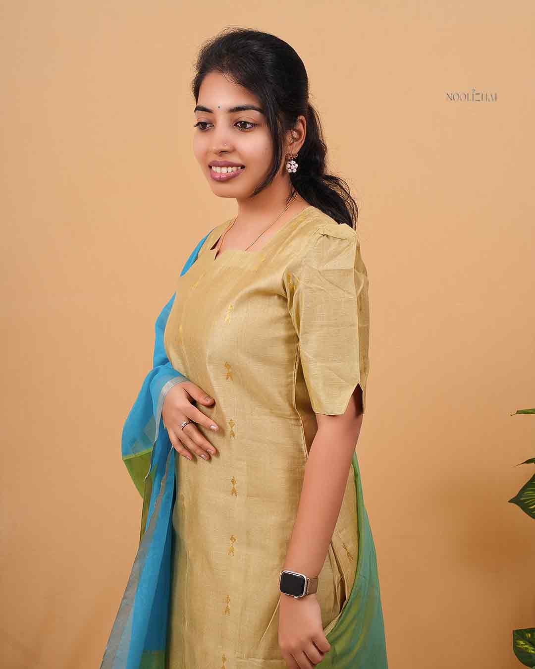 Handloom-Style Olive Kurta Set with Teal Dupatta