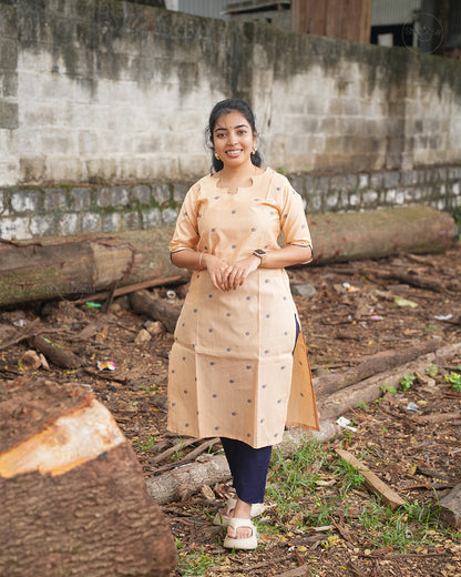 Peach Blossom Kurti – Elegant Everyday Wear