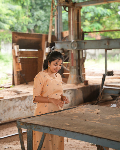 Peach Blossom Kurti – Elegant Everyday Wear