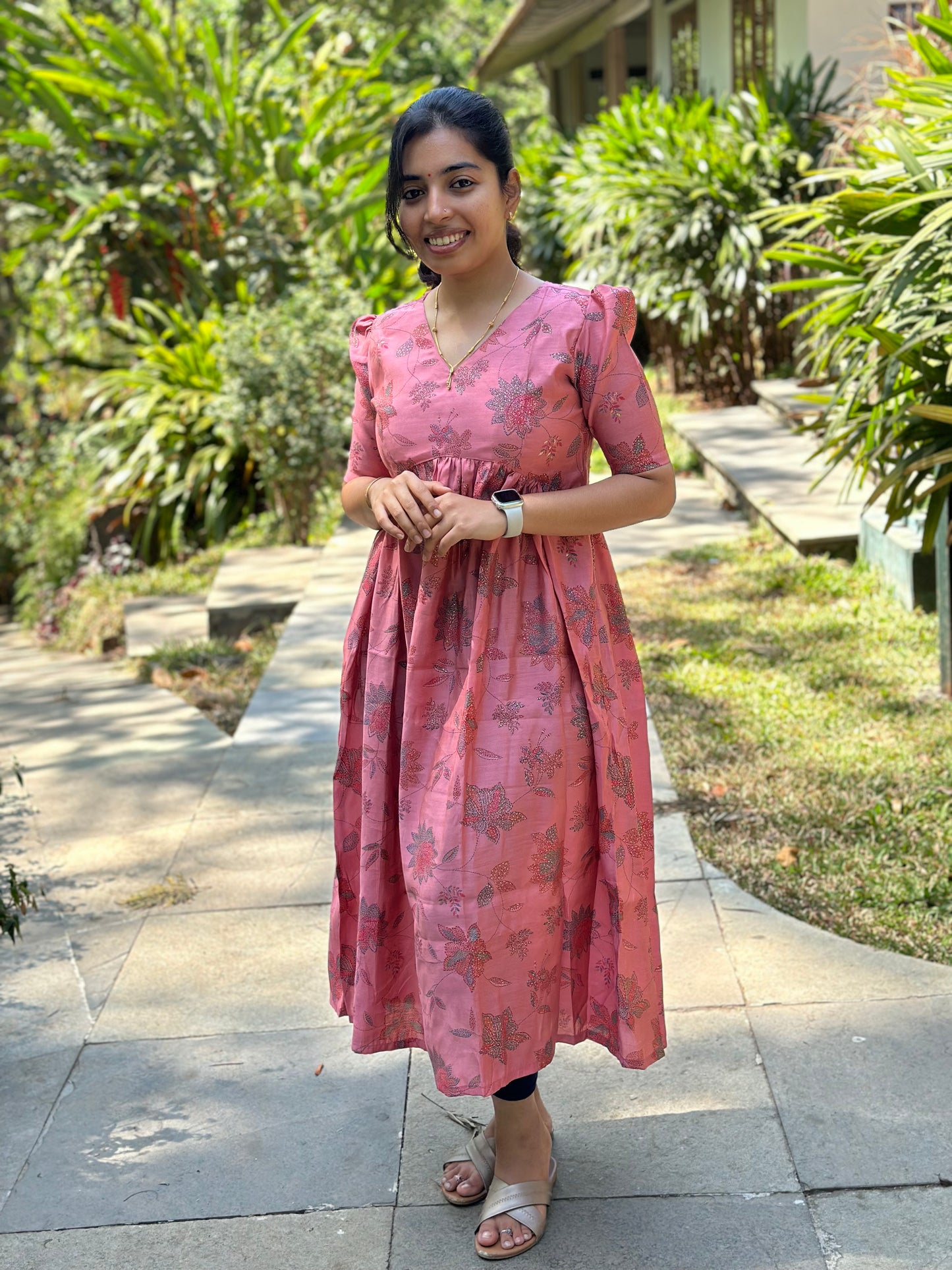 Pink Alia Cut Maxi – NOOLIZHAI