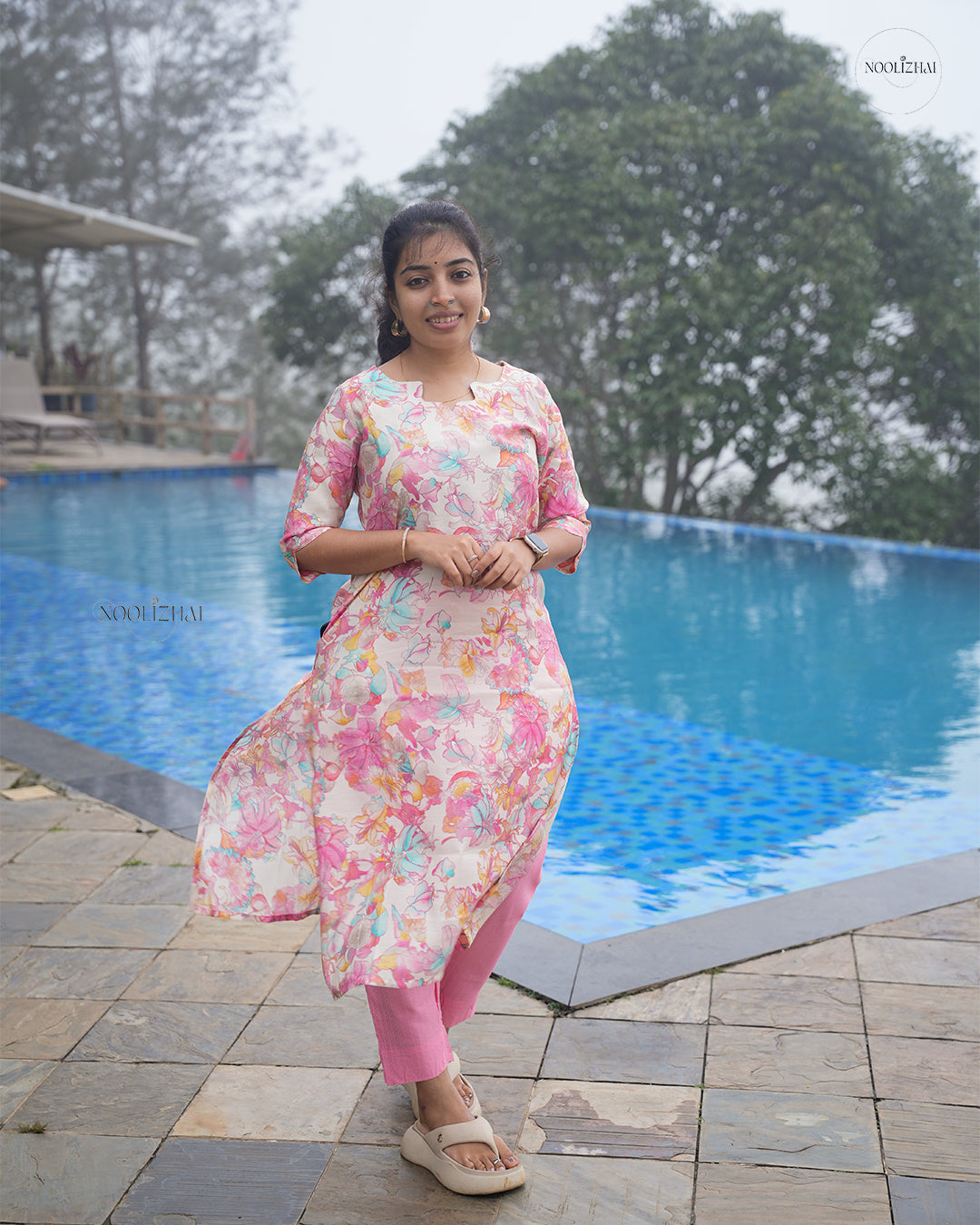 Vannam – Vibrant Floral Kurti Set