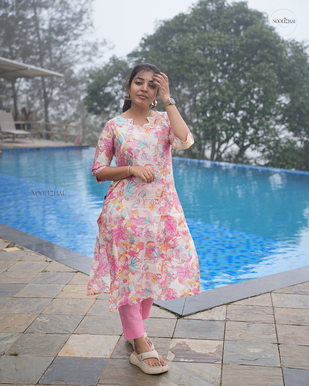 Vannam – Vibrant Floral Kurti Set