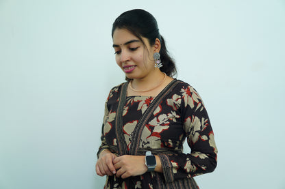 Coffee crush: Floral print full dress in earthy tones